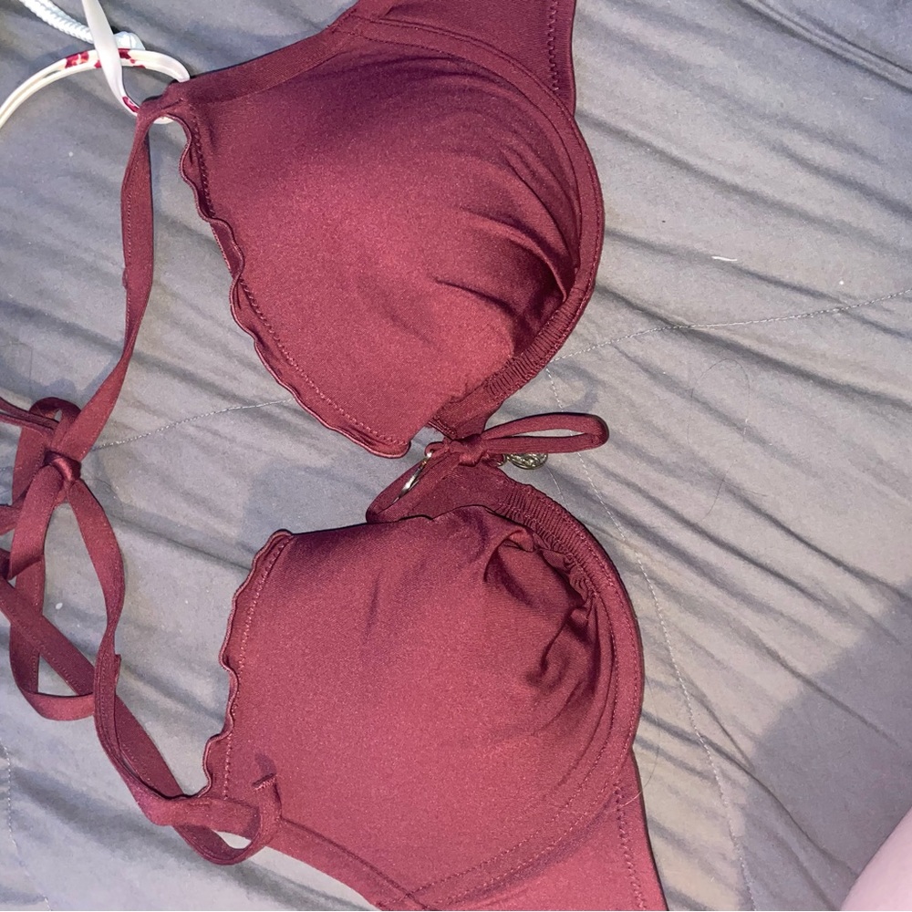 BUNDLE OF SWIMSUITS - Picture 6 of 13